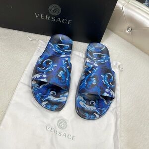 Versace Baroccoflage slip-on flat slides